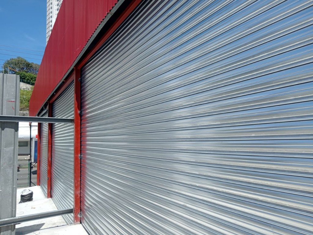 Puerta Enrollable Galvanizada Sellada