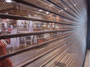 Puerta Enrollable Microperforada