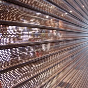 Puerta Enrollable Microperforada